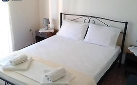 Lena'S Rooms